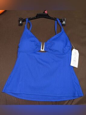 NWT. Royal Blue Ribbed Tankini Top with Center Accent
